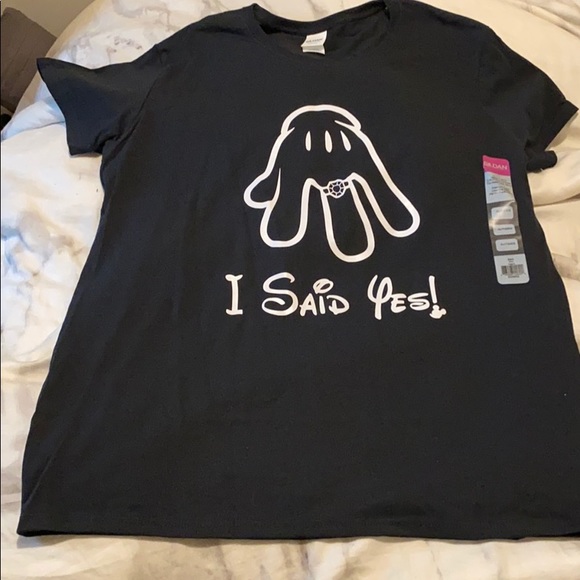 NWT I SAID YES ENGAGED DISNEY STYLE SHIRT XL - Picture 4 of 4